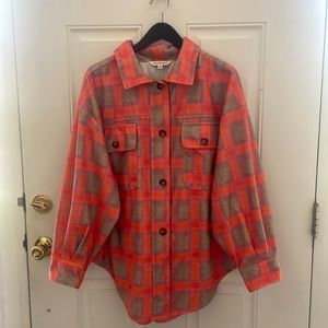 NEW w/o tags. Size:M HOT PINK flannel jacket